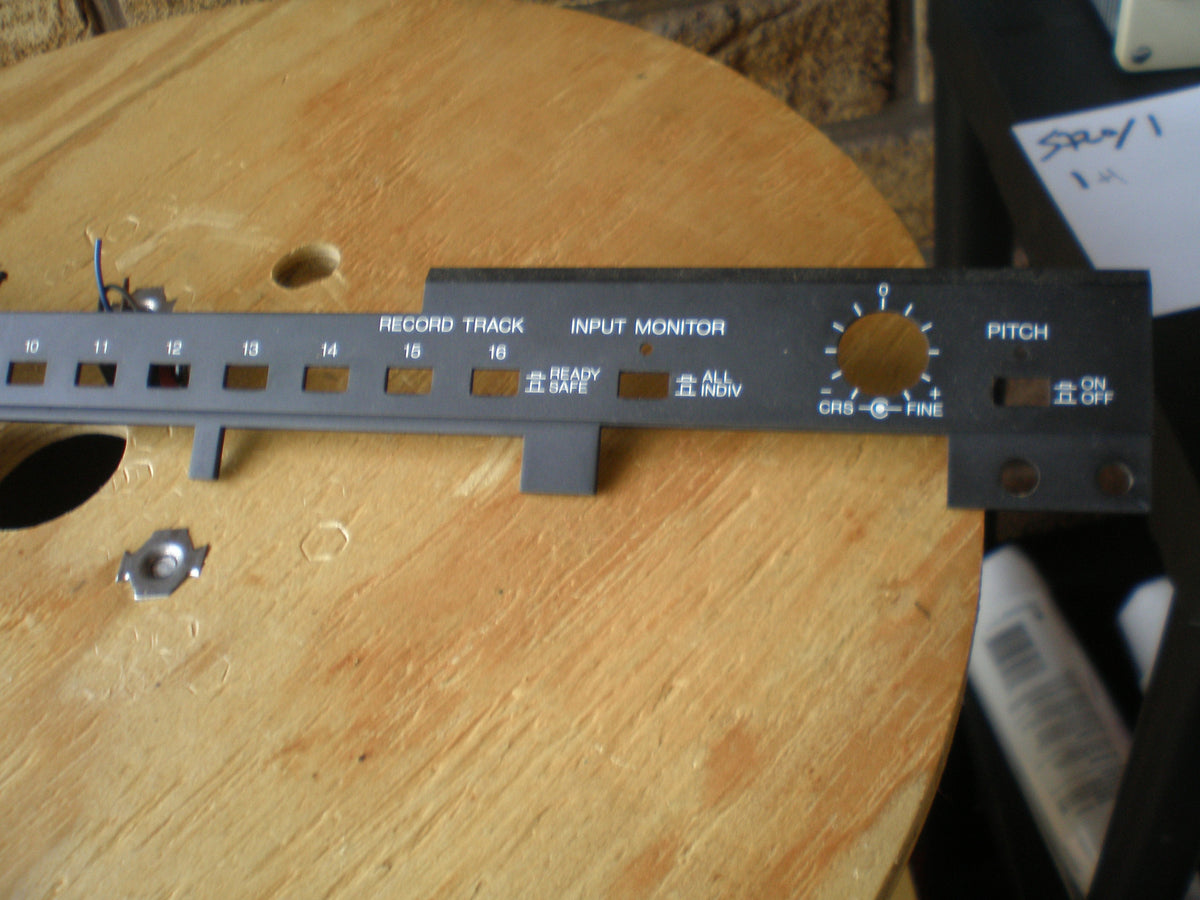 Fostex B16 metal record select panel